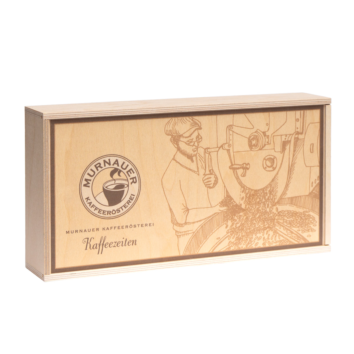 Holzbox aus hellem Holz mit Gravur eines Roesters, Logo der Murnauer Kaffeeroesterei und Schriftzug Kaffeezeiten