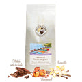 Weiße Kaffeepackung Adagio Brasilien, entkoffeiniert, der Murnauer Kaffeerösterei mit Milchschokolade, Karamell und Vanilledekor, DeCaf