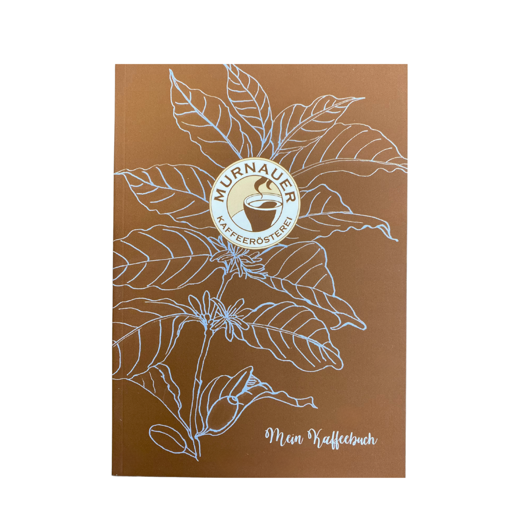Braunes Kaffeetagebuch der Murnauer Kaffeerösterei mit weißer Kaffeeplanzen-Illustration und rundem Logo mittig auf dem Cover