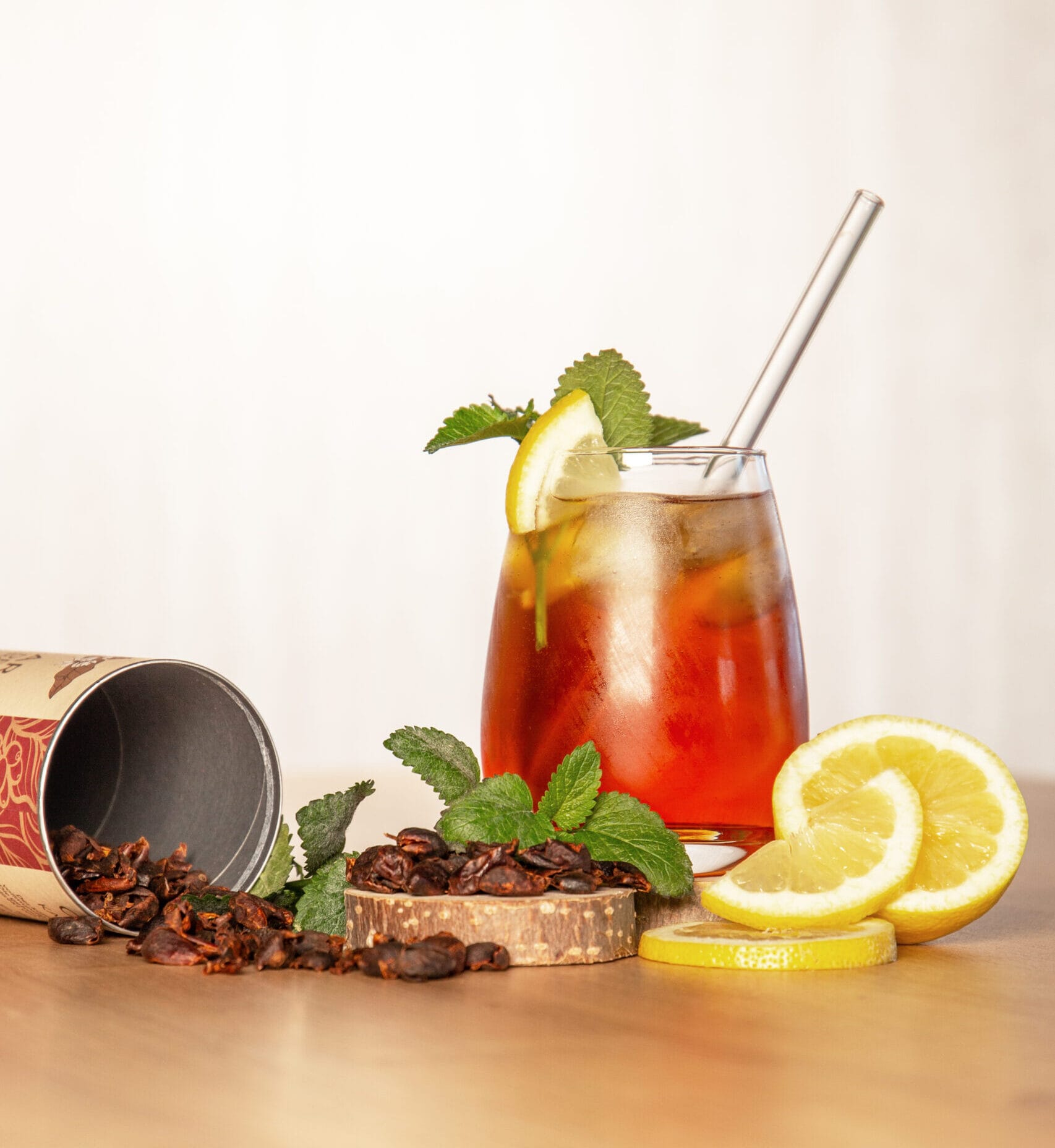 Cascara trifft Hugo - fertig zubereitet und garniert