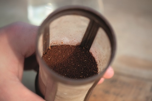 Cold Brew Test KL35 Kanne Kaffeepulver Filtereinsatz - Der Cold Brew Guide 2022