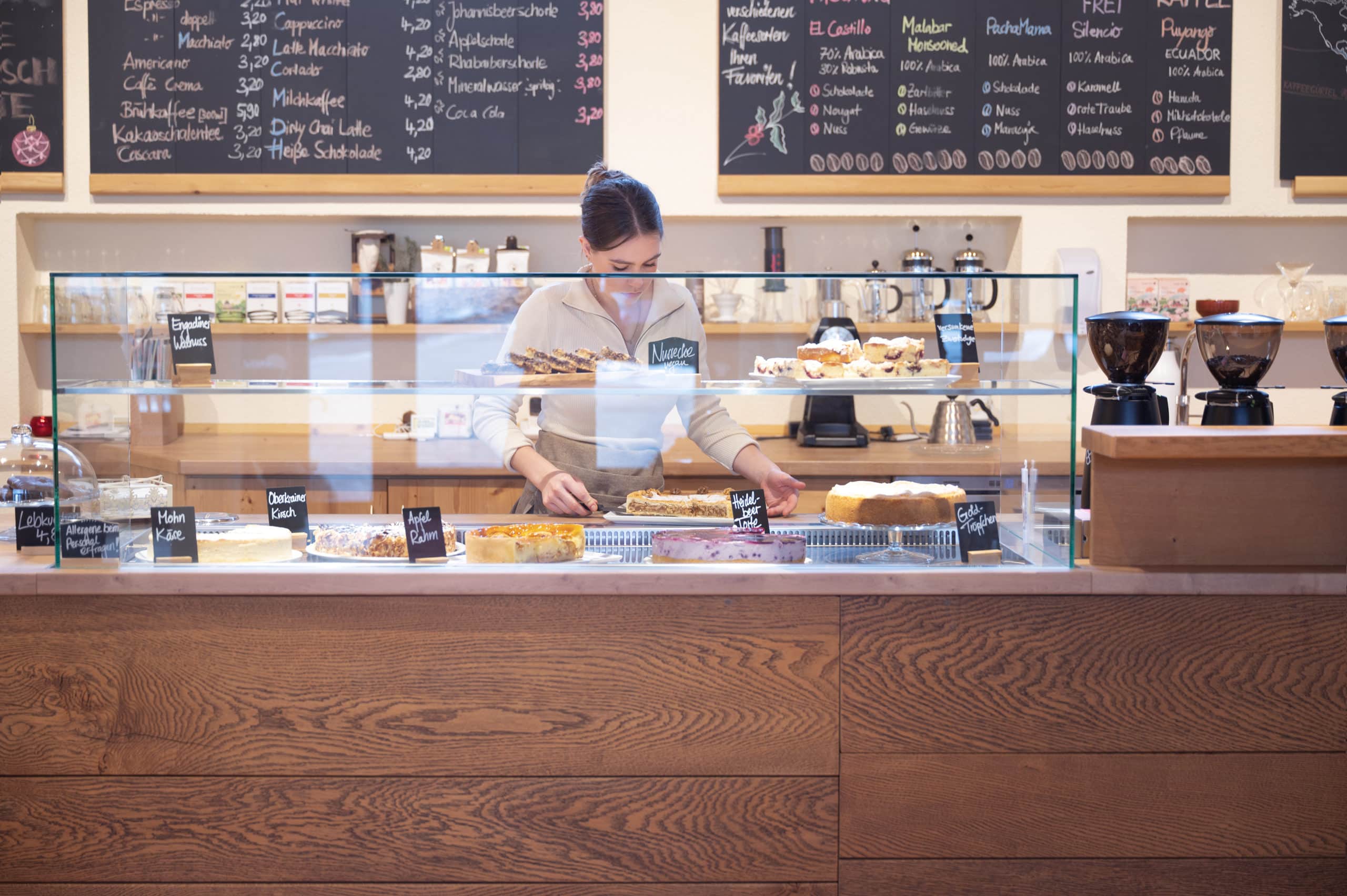 MKR Fotos 2022 Kaffeehaus 12 scaled - Startseite