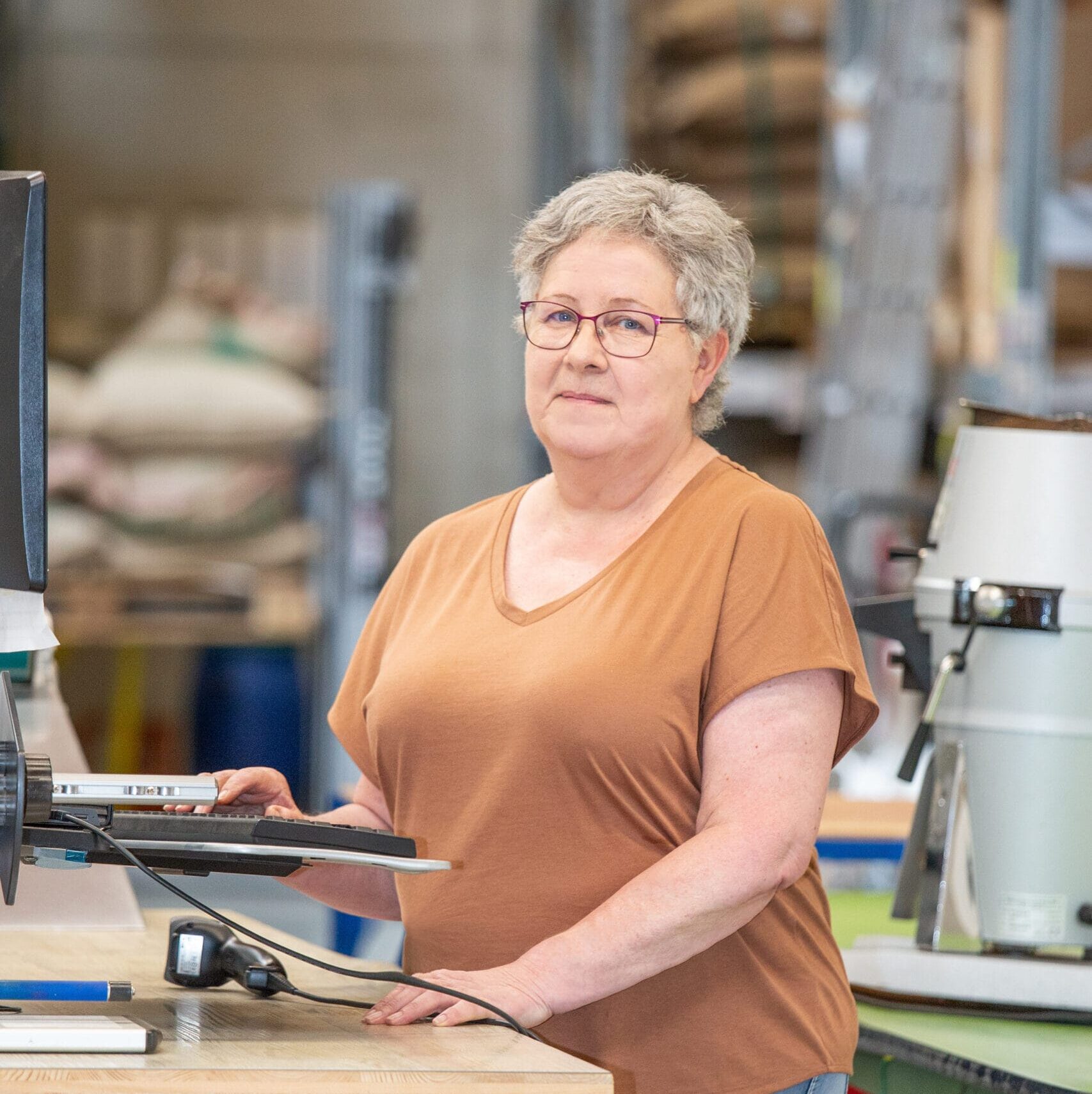 Kaffee-Karriere 18 Monika Schmid: Mitarbeiterin im Lager und Produktion - Personalfoto